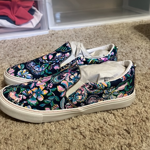 NWOT Julie sneakers - Picture 4 of 7